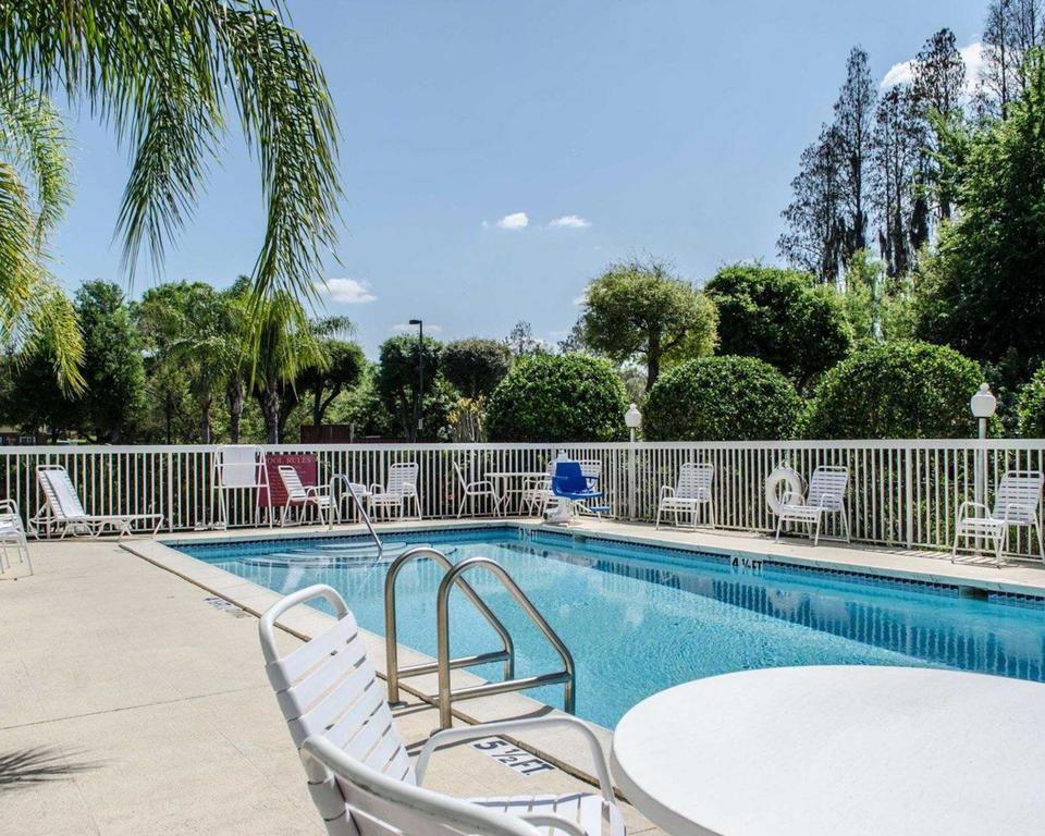 Sleep Inn Near Busch Gardens - Usf Temple Terrace Bagian luar foto