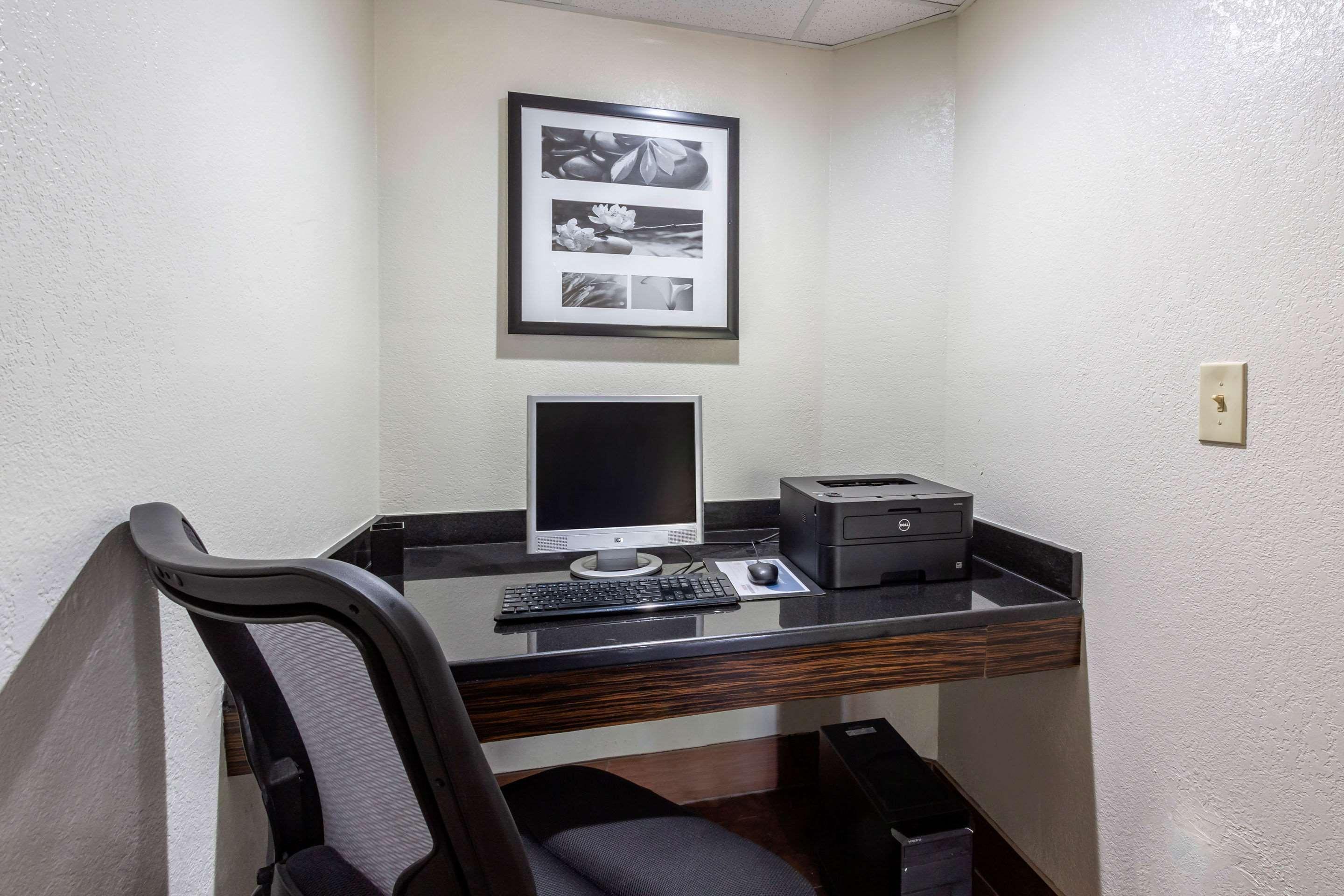 Sleep Inn Near Busch Gardens - Usf Temple Terrace Bagian luar foto