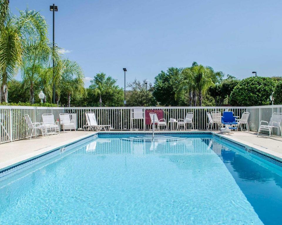Sleep Inn Near Busch Gardens - Usf Temple Terrace Bagian luar foto