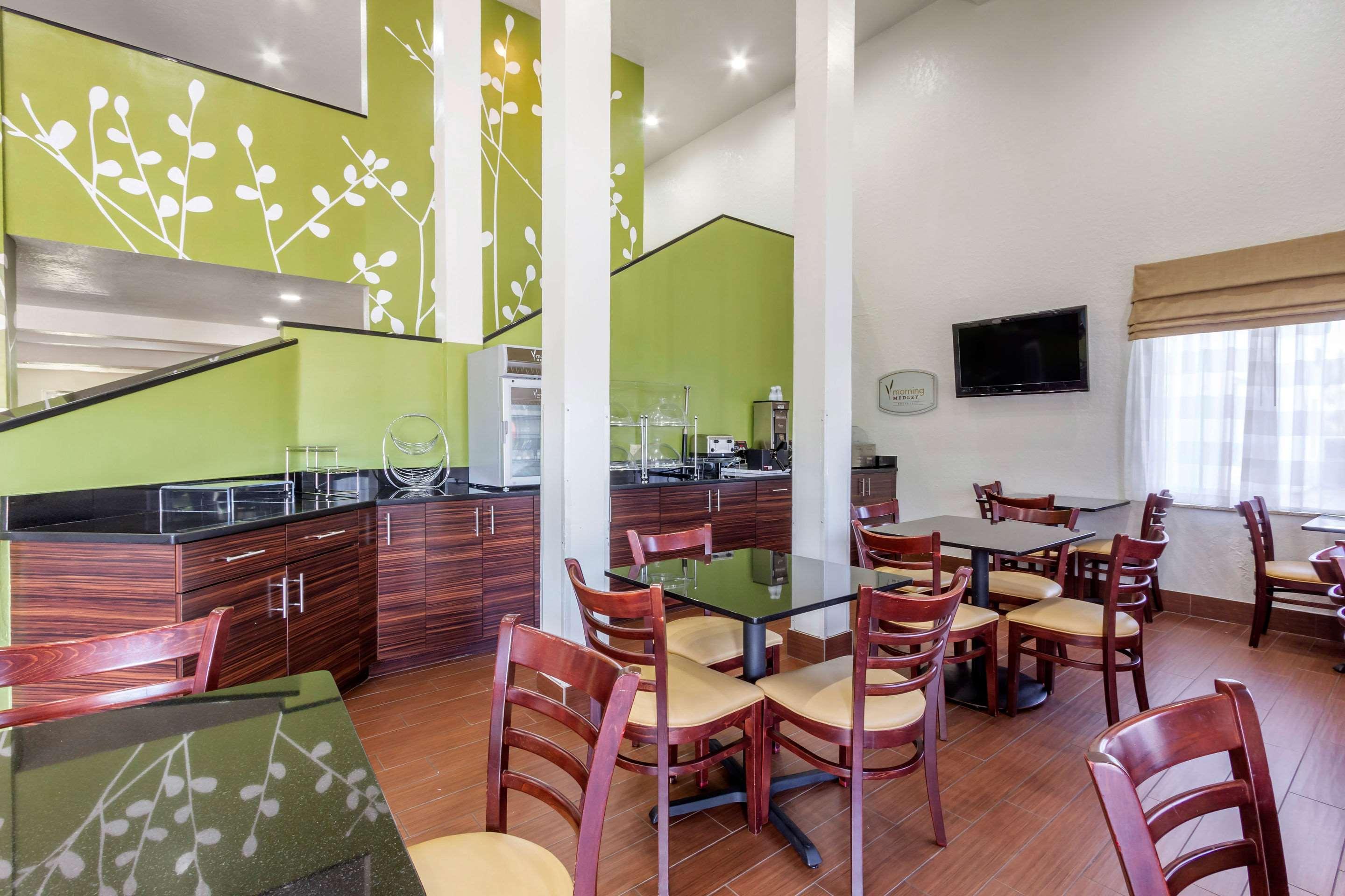 Sleep Inn Near Busch Gardens - Usf Temple Terrace Bagian luar foto